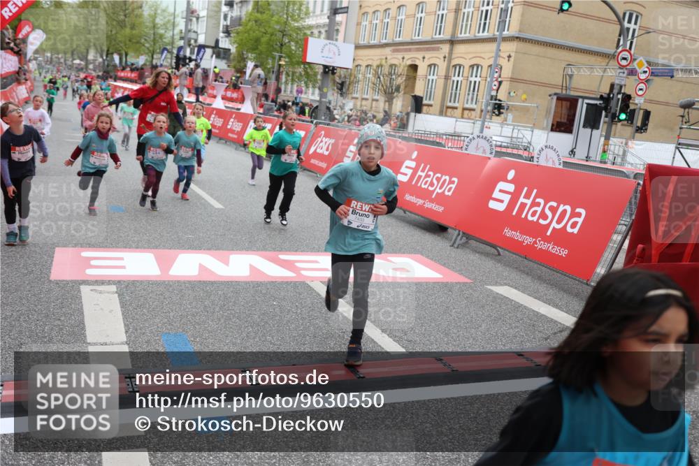 25.04.2026 - Das Zehntel Strokosch-Dieckow http://msf.ph/oto/9630550 25.04.2026 11:05:58 Ziel 5124, 5686, 5886, 6159, 6381, 6599, 7210, 7213, 7433, 7461, 7474, 7492, 7566 meine-sportfotos.de