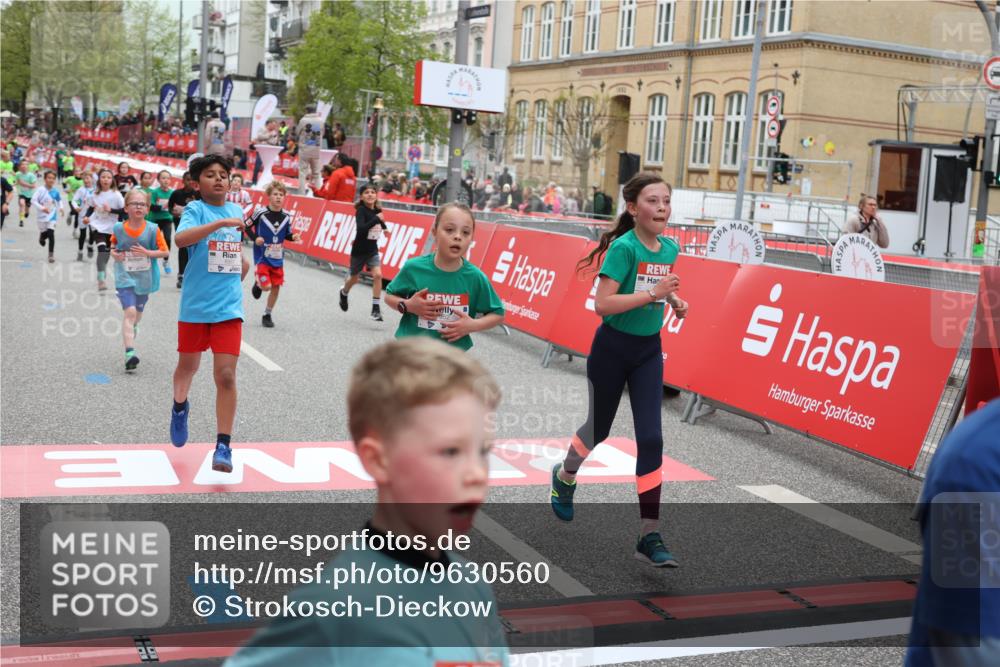 25.04.2026 - Das Zehntel Strokosch-Dieckow http://msf.ph/oto/9630560 25.04.2026 10:52:07 Ziel 5120, 5415, 5518, 5688, 5753, 5761, 6055, 6068, 6077, 6083, 6124, 6659, 6691, 6712, 6721, 6917, 6936, 6942, 6951, 6957, 7545, 7880, 7910, 7952, 7973, 8039 meine-sportfotos.de