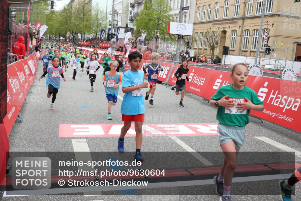 25.04.2026 - Das Zehntel Strokosch-Dieckow http://msf.ph/oto/9630604 25.04.2026 10:52:07 Ziel 5120, 5415, 5518, 5688, 5753, 5761, 6055, 6068, 6077, 6083, 6124, 6659, 6691, 6712, 6721, 6917, 6936, 6942, 6951, 6957, 7545, 7880, 7910, 7952, 7973, 8039 meine-sportfotos.de