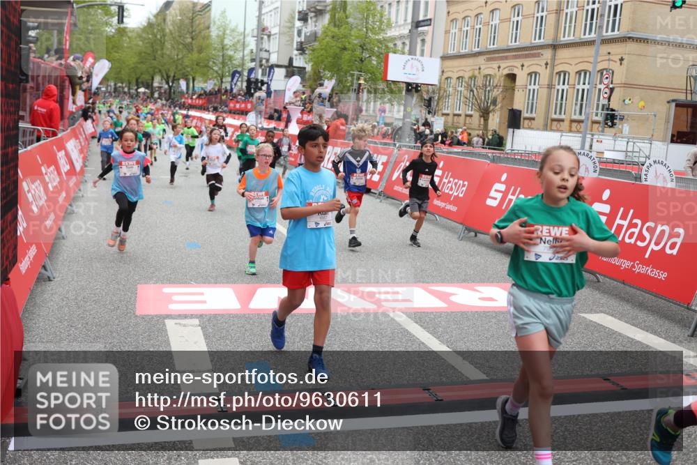 25.04.2026 - Das Zehntel Strokosch-Dieckow http://msf.ph/oto/9630611 25.04.2026 10:52:08 Ziel 5120, 5415, 5518, 5688, 5753, 5761, 6055, 6077, 6124, 6659, 6691, 6712, 6917, 6936, 6942, 6951, 6957, 7178, 7182, 7545, 7900, 7910, 7952, 7973, 8039 meine-sportfotos.de