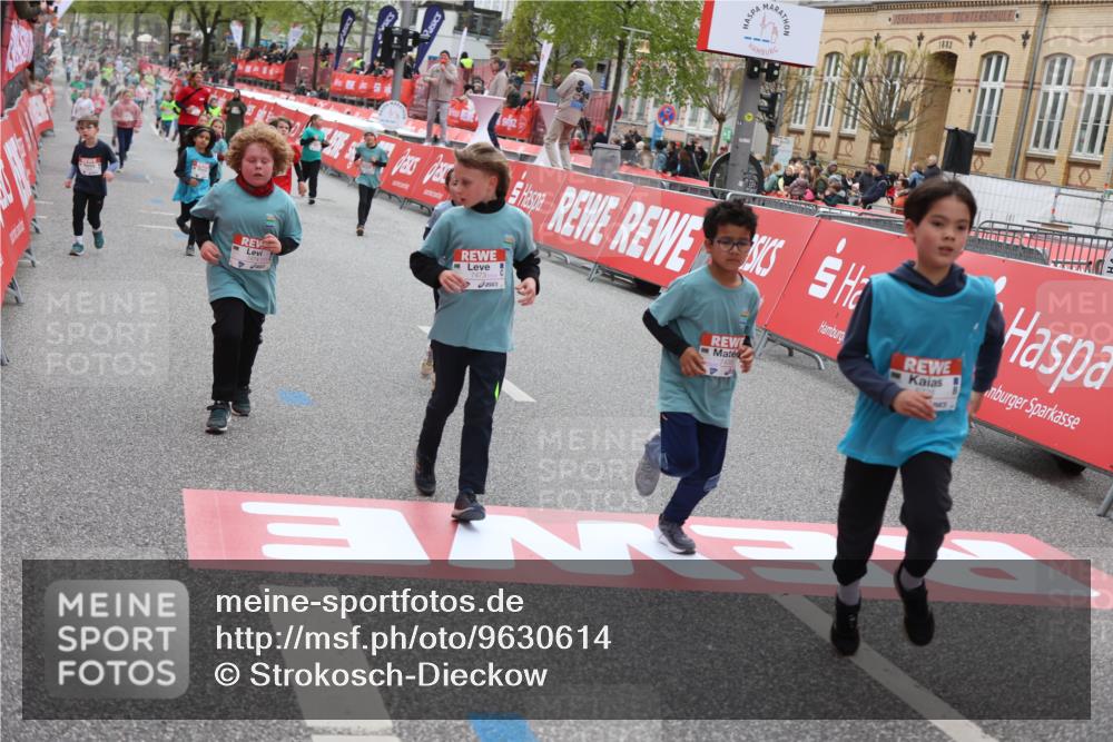 25.04.2026 - Das Zehntel Strokosch-Dieckow http://msf.ph/oto/9630614 25.04.2026 11:05:51 Ziel 5021, 5105, 5119, 5475, 5776, 5989, 6110, 6381, 6781, 6799, 6805, 7143, 7404, 7435, 7473, 7474, 7828, 7831, 8069 meine-sportfotos.de