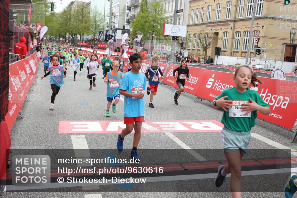 25.04.2026 - Das Zehntel Strokosch-Dieckow http://msf.ph/oto/9630616 25.04.2026 10:52:08 Ziel 5120, 5415, 5518, 5688, 5753, 5761, 6055, 6077, 6124, 6659, 6691, 6712, 6917, 6936, 6942, 6951, 6957, 7178, 7182, 7545, 7900, 7910, 7952, 7973, 8039 meine-sportfotos.de