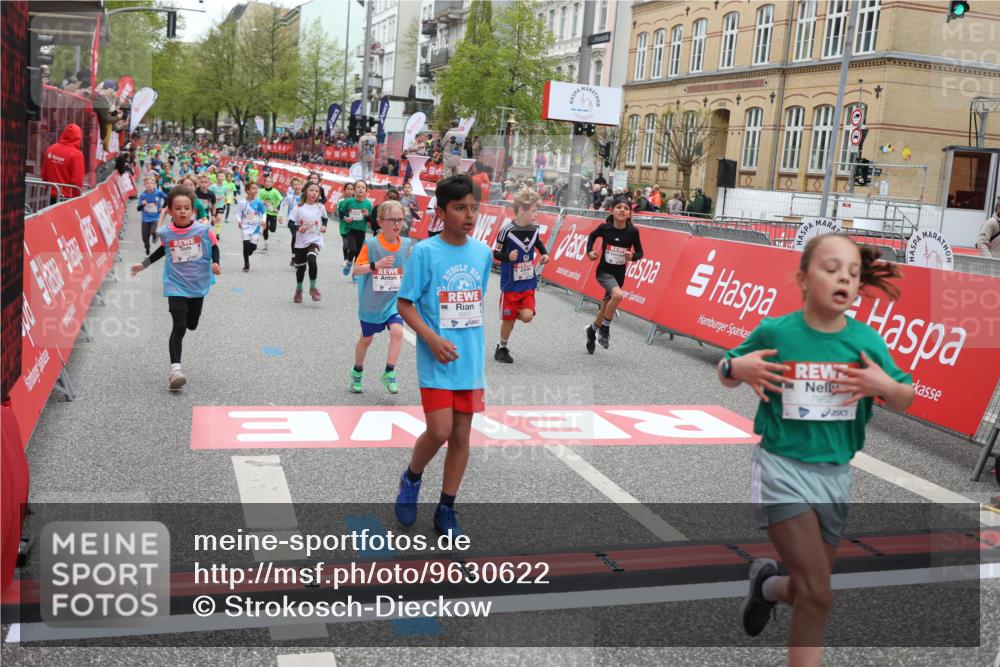 25.04.2026 - Das Zehntel Strokosch-Dieckow http://msf.ph/oto/9630622 25.04.2026 10:52:08 Ziel 5120, 5415, 5518, 5688, 5753, 5761, 6055, 6077, 6124, 6659, 6691, 6712, 6917, 6936, 6942, 6951, 6957, 7178, 7182, 7545, 7900, 7910, 7952, 7973, 8039 meine-sportfotos.de