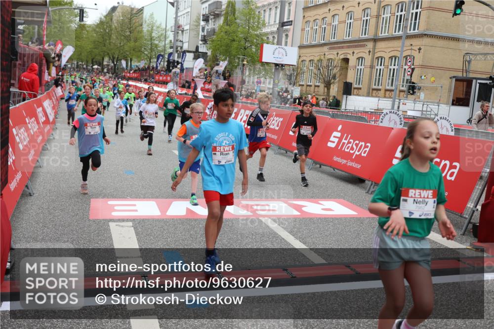 25.04.2026 - Das Zehntel Strokosch-Dieckow http://msf.ph/oto/9630627 25.04.2026 10:52:08 Ziel 5120, 5415, 5518, 5688, 5753, 5761, 6055, 6077, 6124, 6659, 6691, 6712, 6917, 6936, 6942, 6951, 6957, 7178, 7182, 7545, 7900, 7910, 7952, 7973, 8039 meine-sportfotos.de