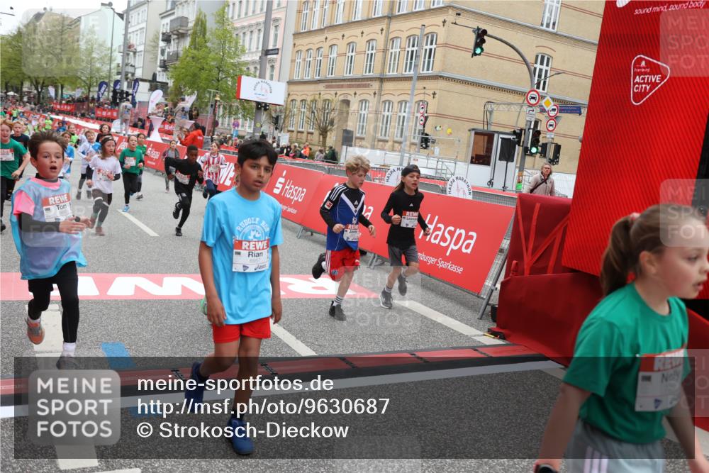 25.04.2026 - Das Zehntel Strokosch-Dieckow http://msf.ph/oto/9630687 25.04.2026 10:52:09 Ziel 5120, 5415, 5518, 5688, 5753, 5761, 6055, 6124, 6350, 6659, 6691, 6712, 6936, 6951, 6957, 7178, 7182, 7321, 7545, 7723, 7729, 7900, 7910, 7911, 7952, 7973, 8039 meine-sportfotos.de