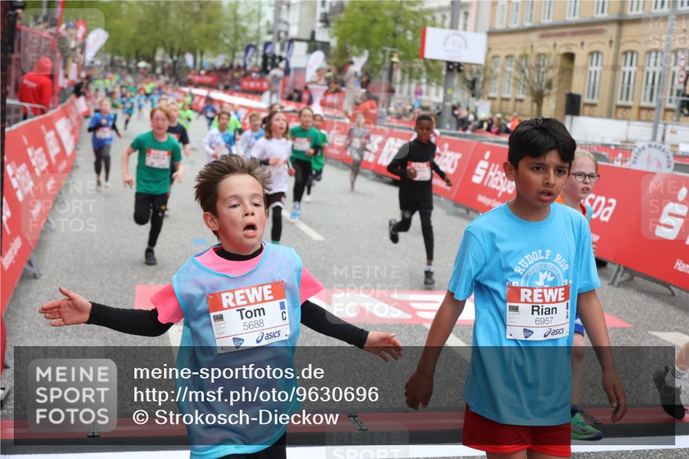 25.04.2026 - Das Zehntel Strokosch-Dieckow http://msf.ph/oto/9630696 25.04.2026 10:52:09 Ziel 5120, 5415, 5518, 5688, 5753, 5761, 6055, 6124, 6350, 6659, 6691, 6712, 6936, 6951, 6957, 7178, 7182, 7321, 7545, 7723, 7729, 7900, 7910, 7911, 7952, 7973, 8039 meine-sportfotos.de