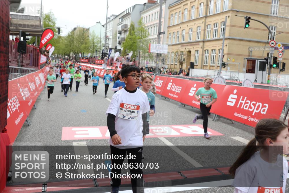 25.04.2026 - Das Zehntel Strokosch-Dieckow http://msf.ph/oto/9630703 25.04.2026 11:05:43 Ziel 5141, 5145, 5146, 5205, 5989, 6022, 6295, 6297, 6601, 6781, 7028, 7035, 7567 meine-sportfotos.de
