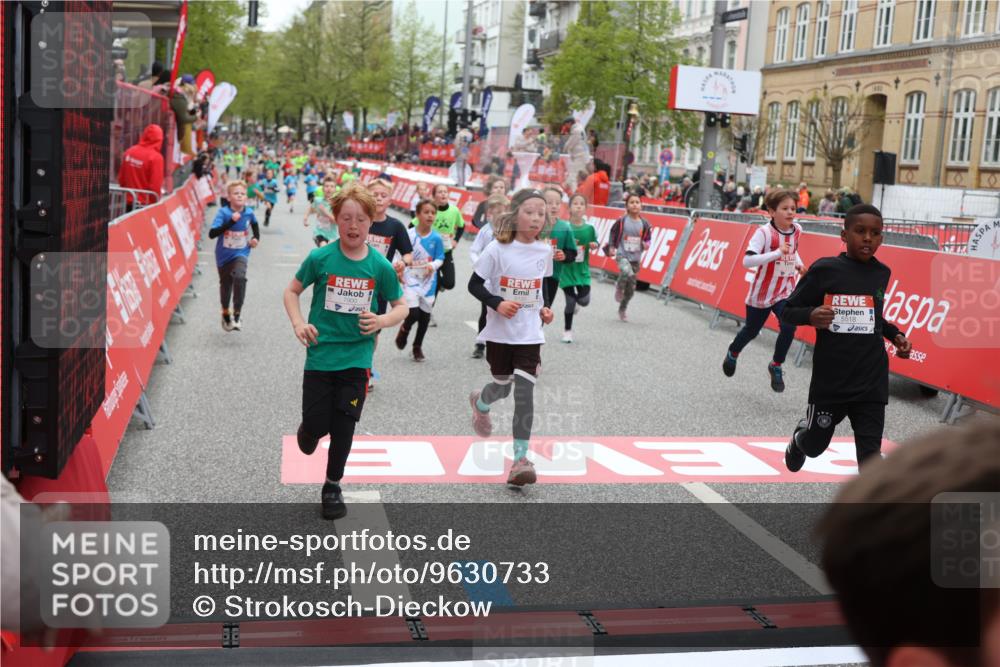 25.04.2026 - Das Zehntel Strokosch-Dieckow http://msf.ph/oto/9630733 25.04.2026 10:52:10 Ziel 5120, 5415, 5518, 5550, 5688, 5753, 5761, 6055, 6088, 6350, 6659, 6687, 6691, 6712, 6764, 6957, 7178, 7182, 7321, 7545, 7723, 7729, 7900, 7910, 7911, 7952, 7973, 8039 meine-sportfotos.de