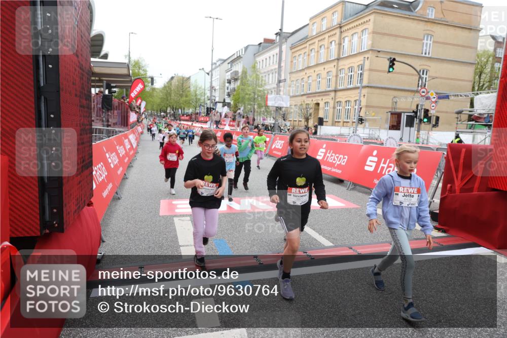 25.04.2026 - Das Zehntel Strokosch-Dieckow http://msf.ph/oto/9630764 25.04.2026 11:05:36 Ziel 5763, 5954, 6439, 6566, 6601, 6977, 6979, 7026, 7028, 7643, 7658, 7662 meine-sportfotos.de