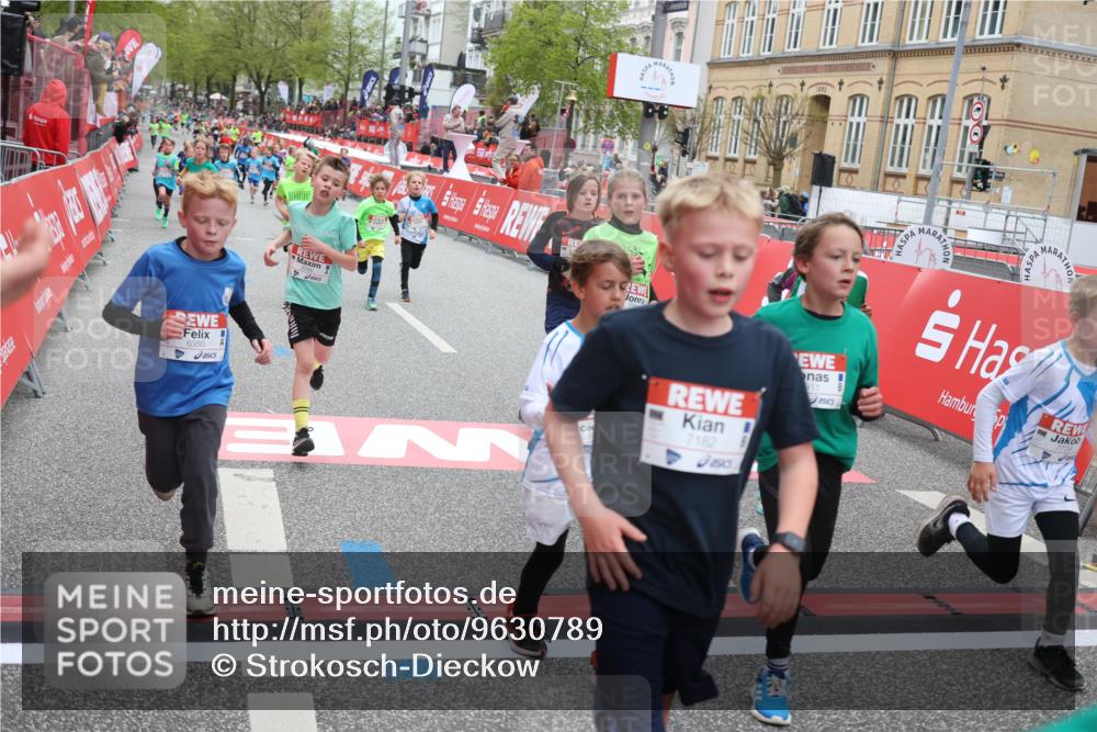 25.04.2026 - Das Zehntel Strokosch-Dieckow http://msf.ph/oto/9630789 25.04.2026 10:52:12 Ziel 5120, 5518, 5550, 5688, 5753, 6088, 6350, 6659, 6687, 6691, 6764, 6908, 6957, 7073, 7158, 7178, 7182, 7321, 7719, 7723, 7729, 7900, 7911, 7952, 7973 meine-sportfotos.de