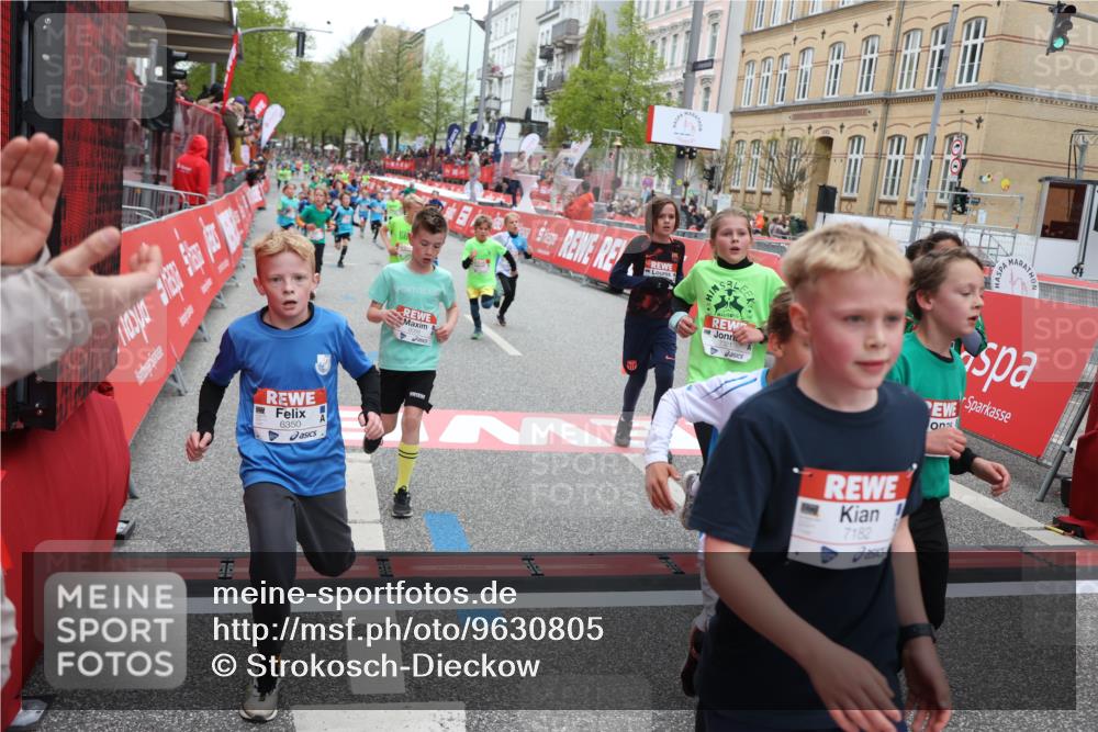 25.04.2026 - Das Zehntel Strokosch-Dieckow http://msf.ph/oto/9630805 25.04.2026 10:52:12 Ziel 5120, 5518, 5550, 5688, 5753, 6088, 6350, 6659, 6687, 6691, 6764, 6908, 6957, 7073, 7158, 7178, 7182, 7321, 7719, 7723, 7729, 7900, 7911, 7952, 7973 meine-sportfotos.de