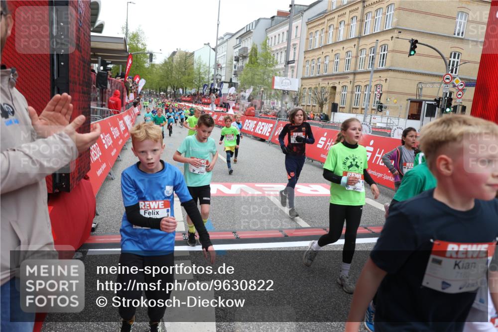 25.04.2026 - Das Zehntel Strokosch-Dieckow http://msf.ph/oto/9630822 25.04.2026 10:52:13 Ziel 5120, 5251, 5518, 5550, 5688, 5753, 6088, 6350, 6659, 6687, 6691, 6764, 6908, 6957, 7073, 7158, 7178, 7182, 7321, 7719, 7723, 7729, 7900, 7911, 7952, 7981 meine-sportfotos.de
