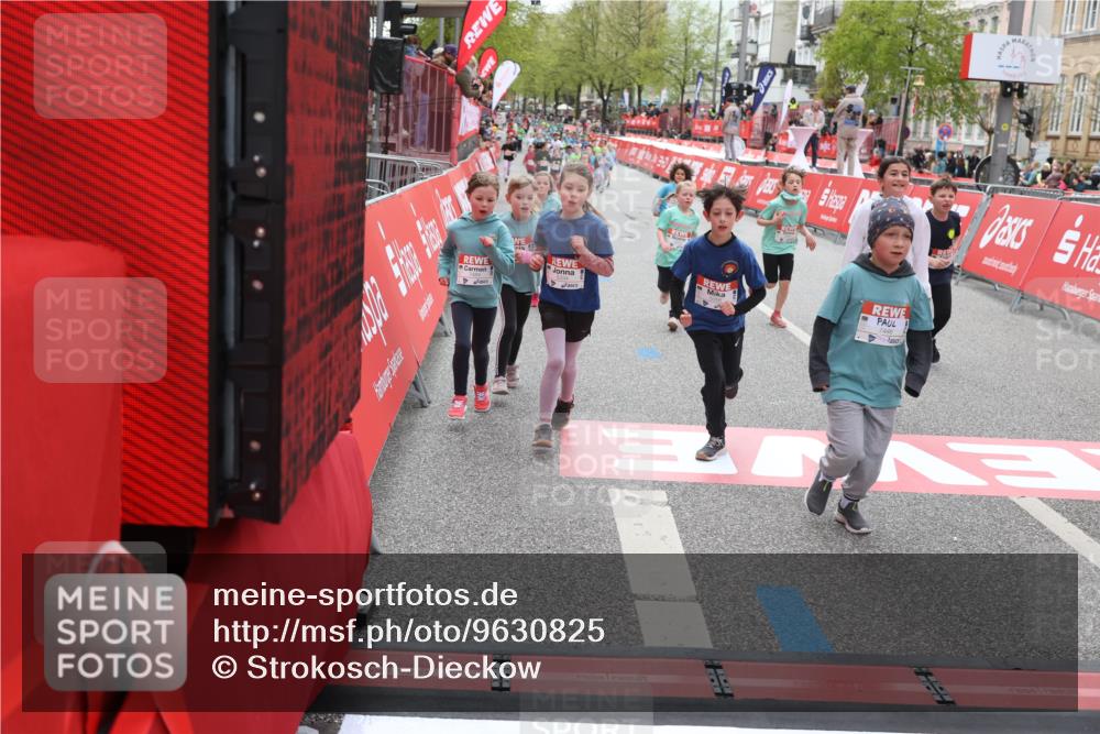 25.04.2026 - Das Zehntel Strokosch-Dieckow http://msf.ph/oto/9630825 25.04.2026 11:05:25 Ziel 5334, 5356, 5965, 5979, 6271, 6272, 6490, 6612, 7099, 7274, 7344, 7446, 7487, 7489, 7493, 7766, 7923, 8068 meine-sportfotos.de