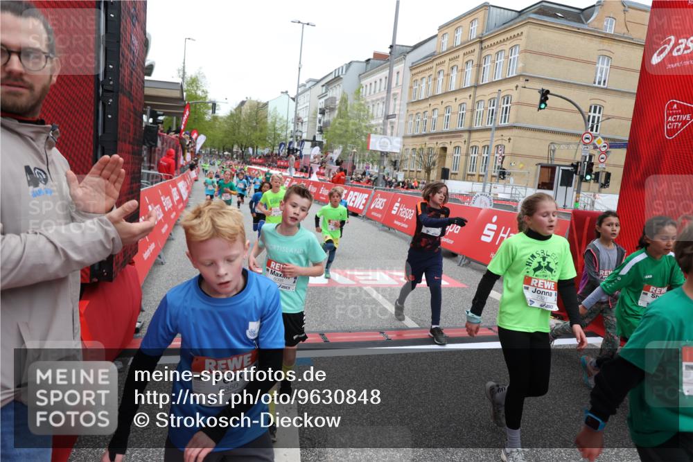 25.04.2026 - Das Zehntel Strokosch-Dieckow http://msf.ph/oto/9630848 25.04.2026 10:52:13 Ziel 5120, 5251, 5518, 5550, 5688, 5753, 6088, 6350, 6659, 6687, 6691, 6764, 6908, 6957, 7073, 7158, 7178, 7182, 7321, 7719, 7723, 7729, 7900, 7911, 7952, 7981 meine-sportfotos.de