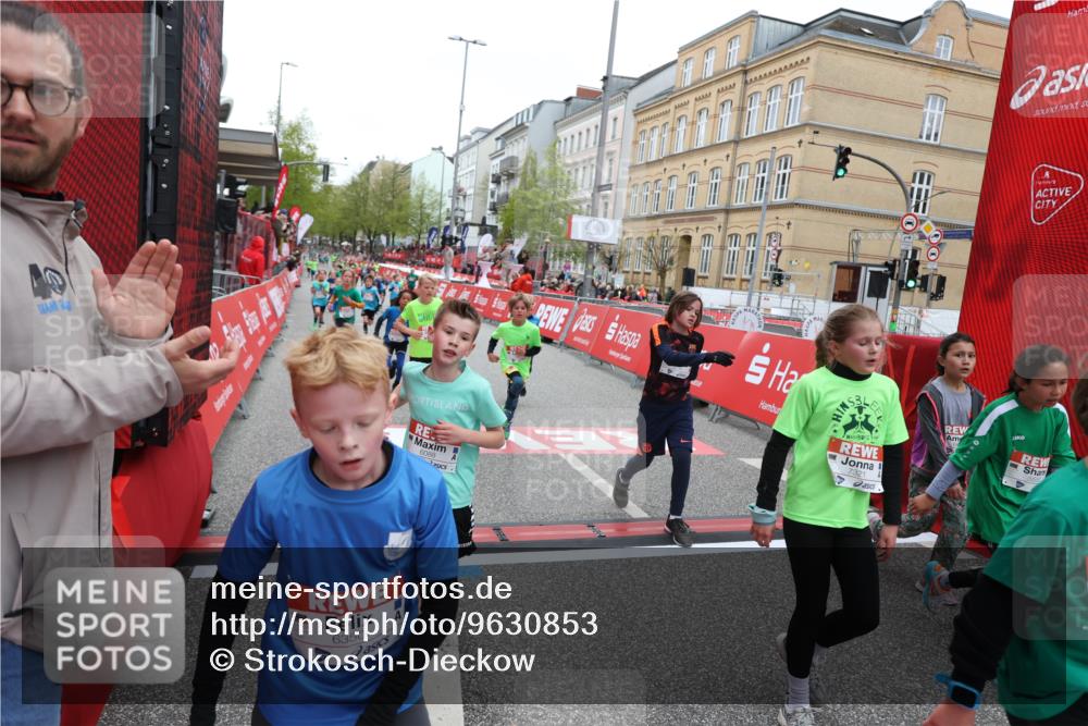 25.04.2026 - Das Zehntel Strokosch-Dieckow http://msf.ph/oto/9630853 25.04.2026 10:52:13 Ziel 5120, 5251, 5518, 5550, 5688, 5753, 6088, 6350, 6659, 6687, 6691, 6764, 6908, 6957, 7073, 7158, 7178, 7182, 7321, 7719, 7723, 7729, 7900, 7911, 7952, 7981 meine-sportfotos.de