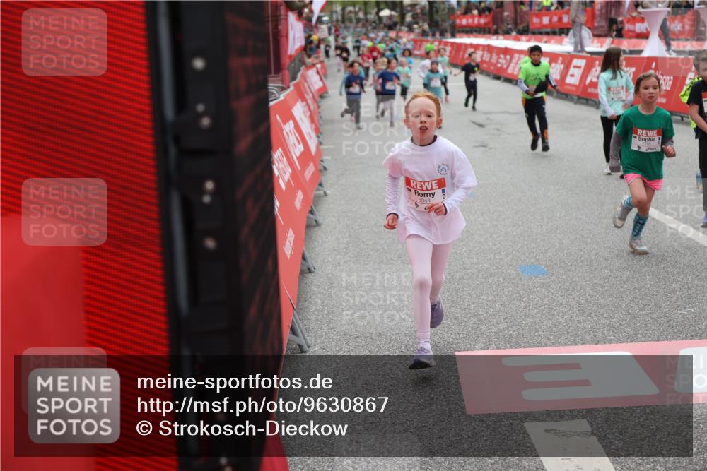 25.04.2026 - Das Zehntel Strokosch-Dieckow http://msf.ph/oto/9630867 25.04.2026 11:05:18 Ziel 5043, 5044, 5246, 5846, 5917, 5974, 6490, 7355, 7367, 7449, 7481, 7649, 7766, 7938 meine-sportfotos.de