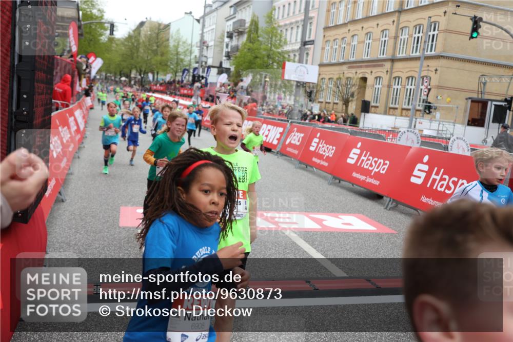 25.04.2026 - Das Zehntel Strokosch-Dieckow http://msf.ph/oto/9630873 25.04.2026 10:52:15 Ziel 5120, 5251, 5433, 5518, 5550, 5753, 5794, 5838, 6088, 6350, 6687, 6691, 6764, 6822, 6908, 7073, 7158, 7169, 7178, 7182, 7186, 7321, 7719, 7723, 7729, 7900, 7911, 7981 meine-sportfotos.de