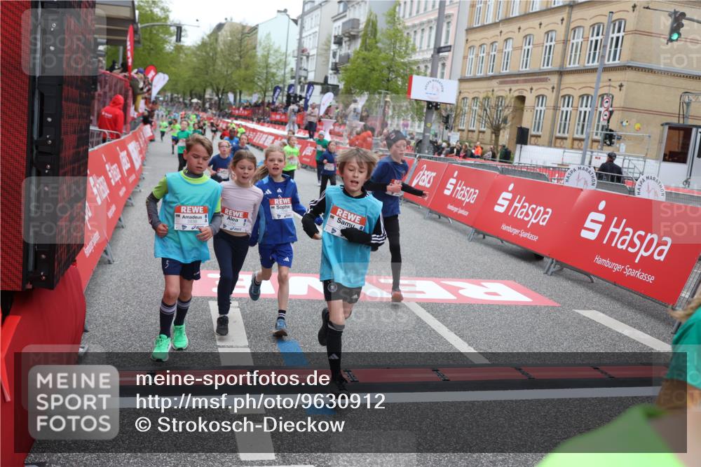 25.04.2026 - Das Zehntel Strokosch-Dieckow http://msf.ph/oto/9630912 25.04.2026 10:52:16 Ziel 5251, 5396, 5433, 5550, 5794, 5838, 6088, 6350, 6687, 6764, 6822, 6856, 6908, 7073, 7158, 7169, 7178, 7182, 7186, 7321, 7719, 7723, 7729, 7900, 7911, 7981 meine-sportfotos.de