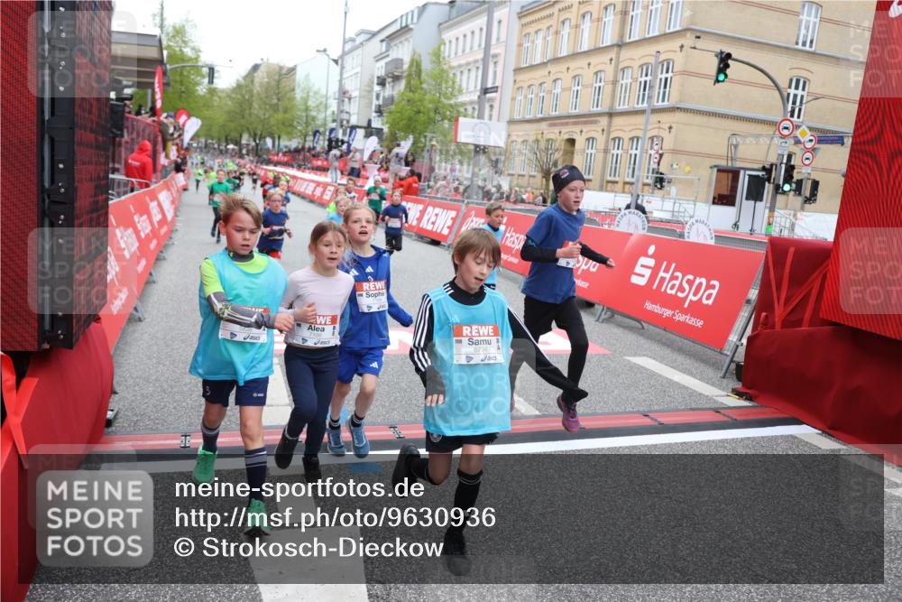 25.04.2026 - Das Zehntel Strokosch-Dieckow http://msf.ph/oto/9630936 25.04.2026 10:52:17 Ziel 5251, 5362, 5379, 5396, 5433, 5550, 5794, 5838, 6088, 6350, 6532, 6687, 6764, 6822, 6856, 6908, 7073, 7158, 7169, 7186, 7321, 7719, 7723, 7729, 7911, 7981 meine-sportfotos.de