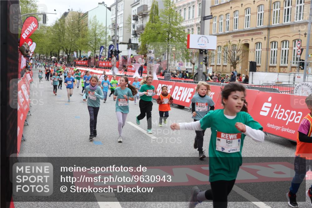 25.04.2026 - Das Zehntel Strokosch-Dieckow http://msf.ph/oto/9630943 25.04.2026 11:05:01 Ziel 5020, 5028, 5335, 5337, 5349, 5615, 6472, 6789, 6959, 7063, 7287, 7290, 7348, 7352, 7462, 7470, 7499, 7515, 7768, 7822, 7847, 7864, 7992 meine-sportfotos.de