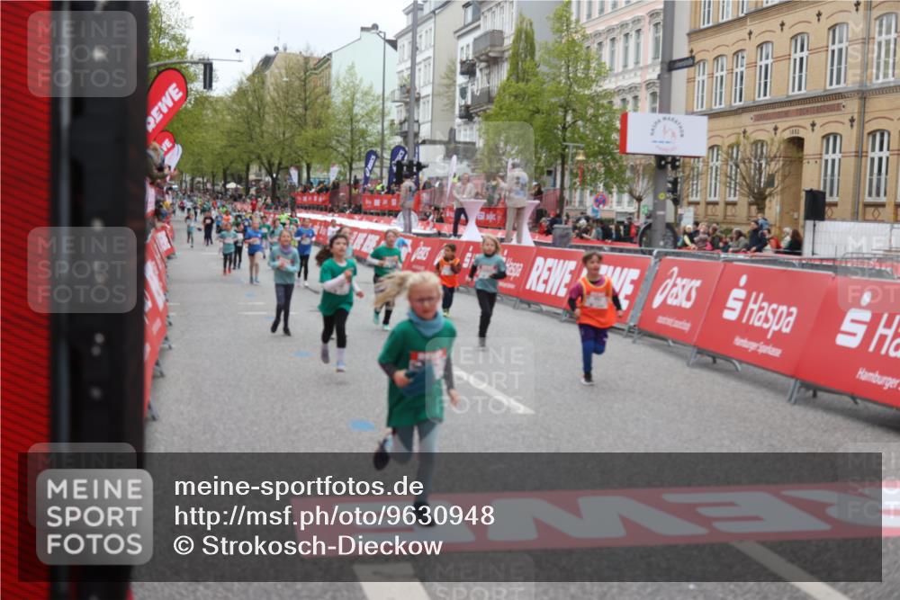 25.04.2026 - Das Zehntel Strokosch-Dieckow http://msf.ph/oto/9630948 25.04.2026 11:04:58 Ziel 5020, 5028, 5335, 5337, 5349, 5536, 5552, 5610, 5615, 5625, 5908, 6459, 6463, 6468, 6472, 6789, 6959, 7041, 7063, 7279, 7287, 7290, 7437, 7462, 7768, 7822, 7864, 7991, 7992, 7995 meine-sportfotos.de