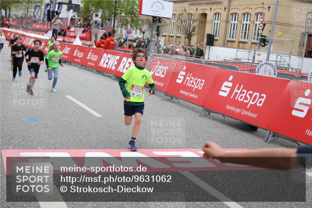 25.04.2026 - Das Zehntel Strokosch-Dieckow http://msf.ph/oto/9631062 25.04.2026 10:52:23 Ziel 5362, 5379, 5396, 6139, 6358, 6532, 6550, 6822, 6856, 7126, 7136, 7150, 7246, 7590, 7909, 7946 meine-sportfotos.de