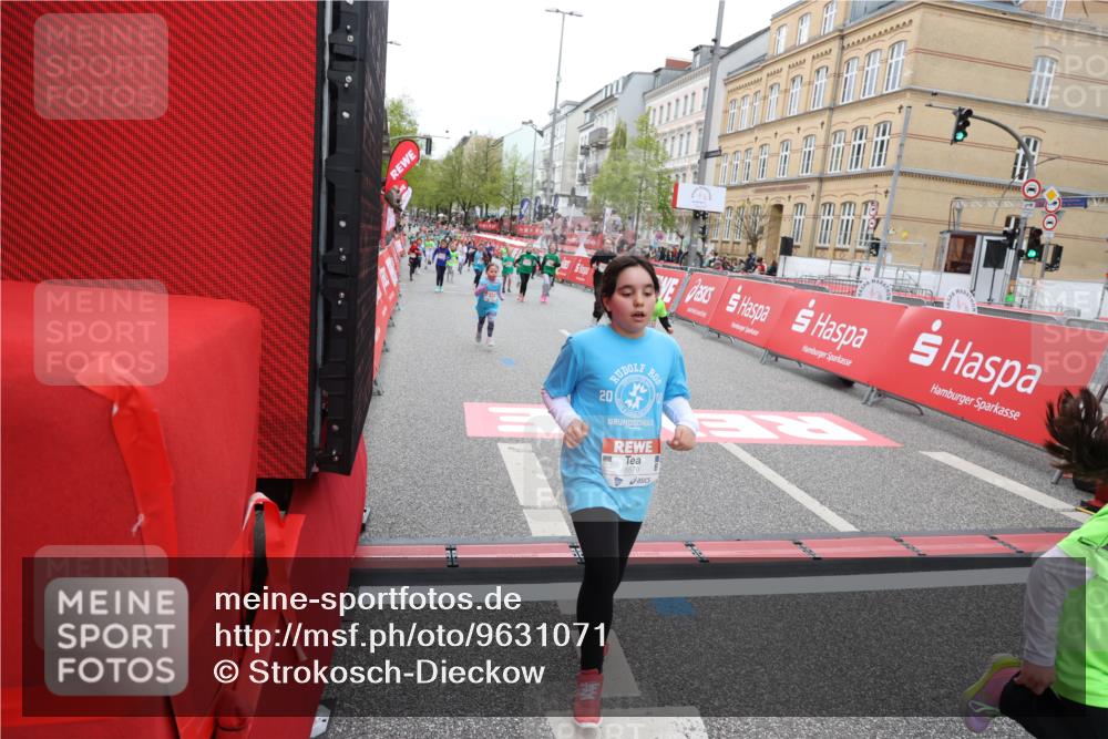 25.04.2026 - Das Zehntel Strokosch-Dieckow http://msf.ph/oto/9631071 25.04.2026 11:04:47 Ziel 5533, 5599, 5603, 5613, 5662, 6486, 6704, 6792, 6804, 6879, 7021, 7023, 7034, 7069, 7084, 7472 meine-sportfotos.de