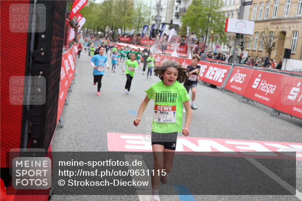 25.04.2026 - Das Zehntel Strokosch-Dieckow http://msf.ph/oto/9631115 25.04.2026 11:04:44 Ziel 5398, 5533, 5593, 5599, 5603, 5613, 5662, 6486, 6494, 6704, 6792, 6804, 6948, 7021, 7023, 7034, 7039, 7043, 7044, 7069, 7084, 7472 meine-sportfotos.de