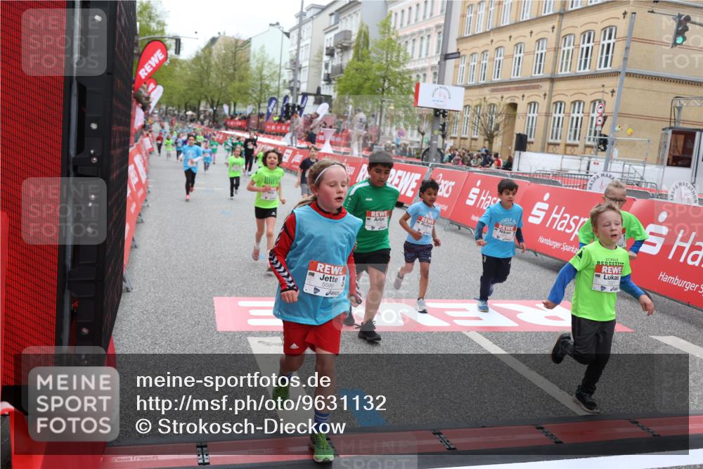 25.04.2026 - Das Zehntel Strokosch-Dieckow http://msf.ph/oto/9631132 25.04.2026 11:04:43 Ziel 5328, 5331, 5346, 5348, 5398, 5533, 5593, 5599, 5603, 5613, 5662, 6486, 6494, 6704, 6792, 6804, 6948, 7021, 7023, 7034, 7039, 7043, 7044, 7069, 7472 meine-sportfotos.de