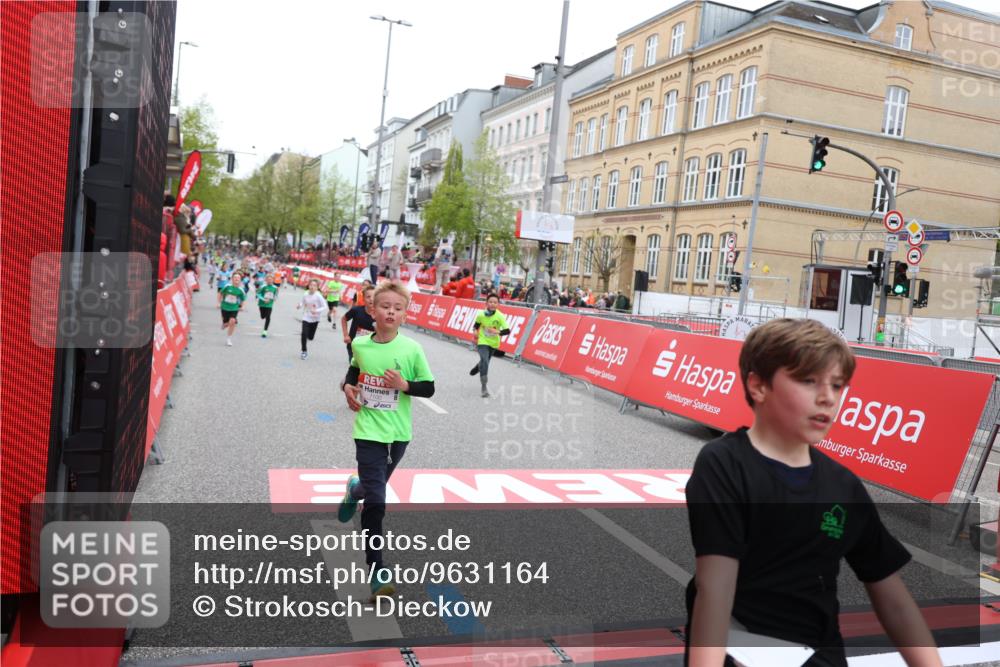 25.04.2026 - Das Zehntel Strokosch-Dieckow http://msf.ph/oto/9631164 25.04.2026 10:52:27 Ziel 5089, 5492, 5575, 6139, 6988, 7100, 7126, 7150, 7246, 7254, 7590, 7909 meine-sportfotos.de
