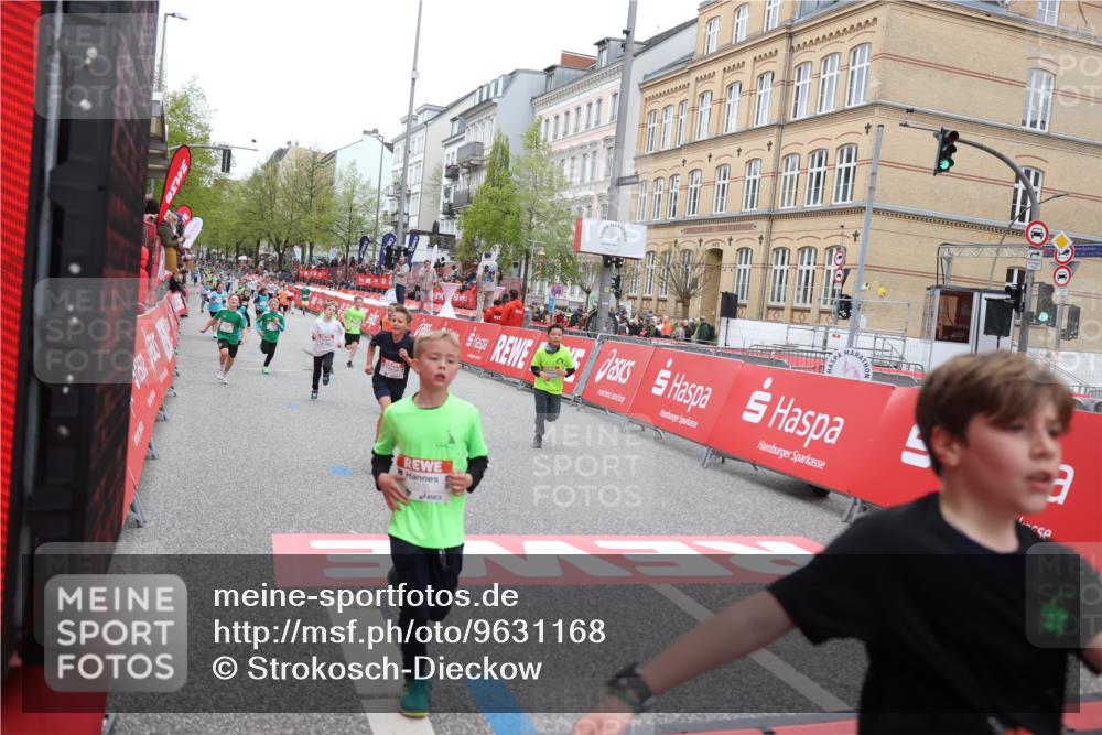 25.04.2026 - Das Zehntel Strokosch-Dieckow http://msf.ph/oto/9631168 25.04.2026 10:52:27 Ziel 5089, 5492, 5575, 6139, 6988, 7100, 7126, 7150, 7246, 7254, 7590, 7909 meine-sportfotos.de