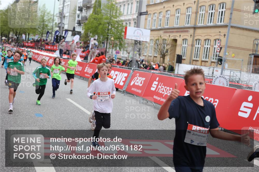 25.04.2026 - Das Zehntel Strokosch-Dieckow http://msf.ph/oto/9631182 25.04.2026 10:52:29 Ziel 5089, 5492, 5526, 5551, 5575, 6988, 7100, 7103, 7150, 7246, 7254, 7388 meine-sportfotos.de