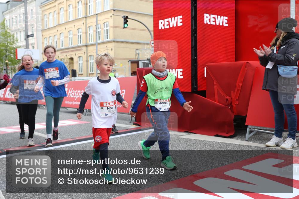 25.04.2026 - Das Zehntel Strokosch-Dieckow http://msf.ph/oto/9631239 25.04.2026 09:04:14 Ziel 1097, 1105, 1121, 1428, 1432, 1437, 1448, 1454, 1703, 1705, 2145, 2148, 2230, 2245, 2449, 2855, 3288, 3734, 3746, 3764, 3769, 3890 meine-sportfotos.de