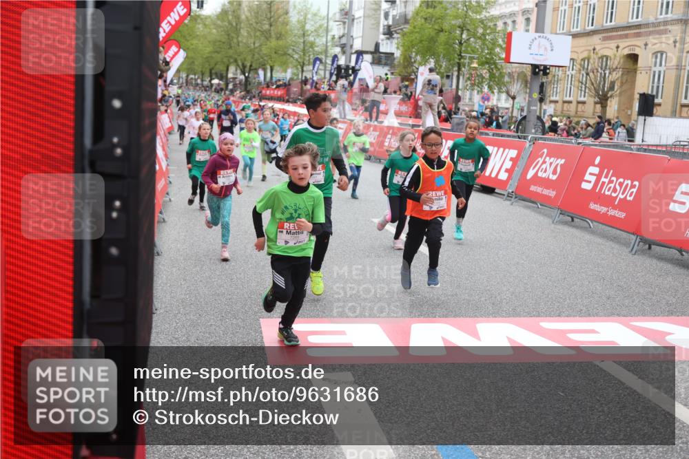 25.04.2026 - Das Zehntel Strokosch-Dieckow http://msf.ph/oto/9631686 25.04.2026 11:03:28 Ziel 5107, 5114, 5530, 5891, 5934, 5937, 6866, 7265, 7359, 7360, 7824, 7855, 7858, 7862, 7872, 7996 meine-sportfotos.de
