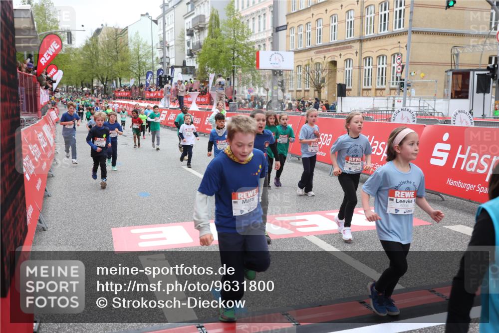 25.04.2026 - Das Zehntel Strokosch-Dieckow http://msf.ph/oto/9631800 25.04.2026 11:03:08 Ziel 5123, 5220, 5332, 5345, 5359, 5361, 5462, 5465, 5663, 5717, 5723, 6282, 6396, 6398, 6405, 6611, 7428, 7434, 7485, 7488, 7524, 7536, 7815, 7833 meine-sportfotos.de