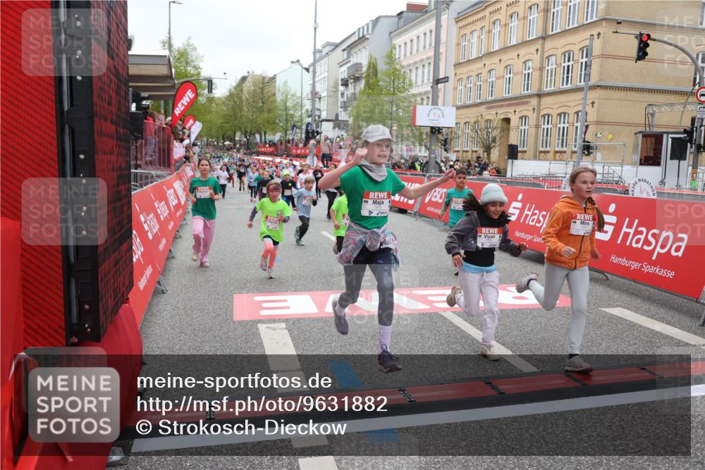 25.04.2026 - Das Zehntel Strokosch-Dieckow http://msf.ph/oto/9631882 25.04.2026 11:02:51 Ziel 5065, 5147, 5242, 5363, 5868, 5992, 6401, 6760, 7001, 7581, 7617, 7924, 7974 meine-sportfotos.de
