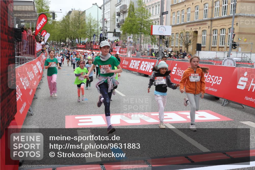 25.04.2026 - Das Zehntel Strokosch-Dieckow http://msf.ph/oto/9631883 25.04.2026 11:02:50 Ziel 5065, 5147, 5242, 5363, 5653, 5868, 5992, 6401, 6760, 7001, 7581, 7617, 7924, 7974 meine-sportfotos.de