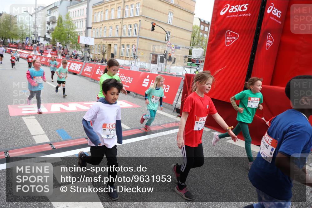25.04.2026 - Das Zehntel Strokosch-Dieckow http://msf.ph/oto/9631953 25.04.2026 11:02:36 Ziel 5118, 5133, 5138, 5369, 5664, 5670, 5718, 5935, 5941, 5947, 6170, 6203, 6204, 6211, 6453, 6464, 6549, 6833, 7020, 7085, 7157, 7188, 7502, 7542, 7670 meine-sportfotos.de