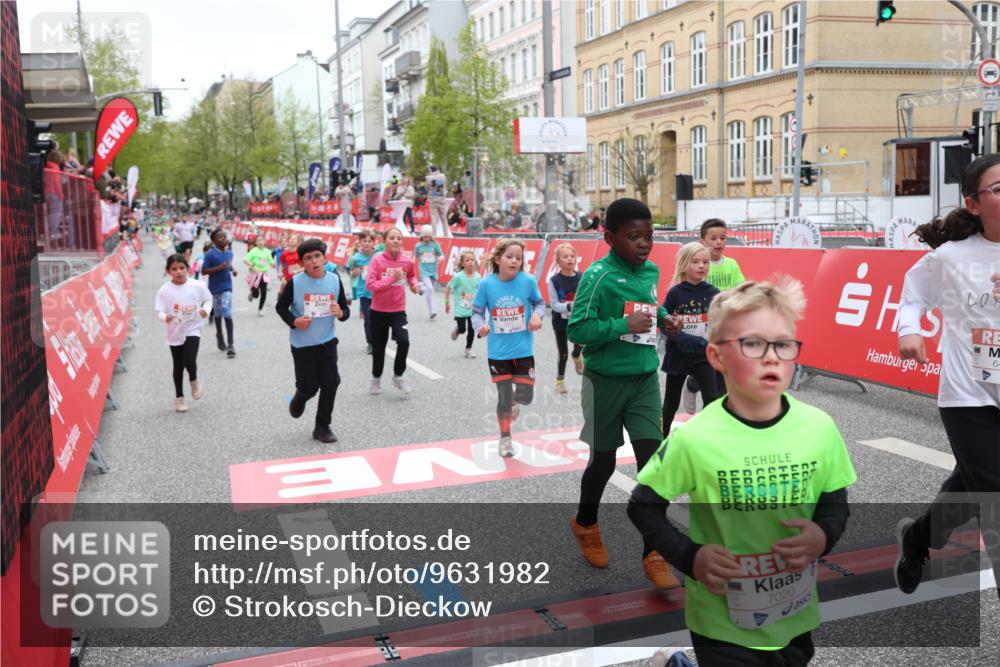25.04.2026 - Das Zehntel Strokosch-Dieckow http://msf.ph/oto/9631982 25.04.2026 11:02:31 Ziel 5055, 5131, 5138, 5670, 5718, 5941, 6203, 6204, 6211, 6464, 6503, 6511, 6549, 6833, 7020, 7085, 7188, 7443, 7482, 7670, 7728 meine-sportfotos.de