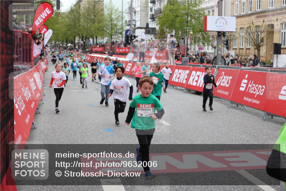 25.04.2026 - Das Zehntel Strokosch-Dieckow http://msf.ph/oto/9632006 25.04.2026 11:02:06 Ziel 5160, 5171, 5188, 5254, 5431, 5455, 5588, 5966, 6435, 6436, 6444, 6509, 6513, 6575, 7304, 7671 meine-sportfotos.de
