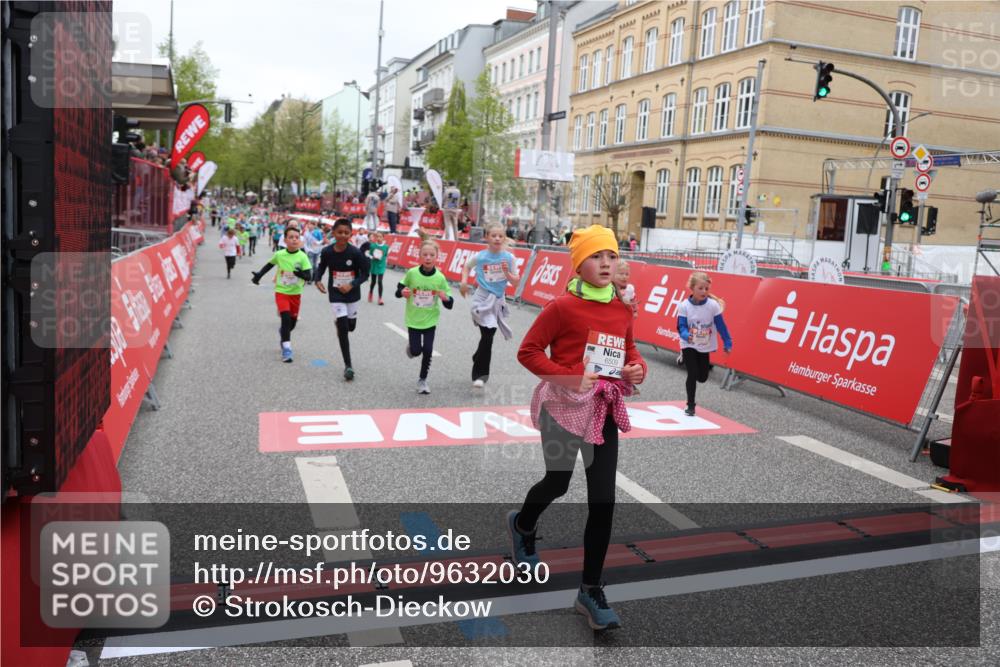 25.04.2026 - Das Zehntel Strokosch-Dieckow http://msf.ph/oto/9632030 25.04.2026 11:02:03 Ziel 5171, 5254, 5431, 5455, 5588, 5672, 5714, 5966, 6435, 6444, 6509, 6513, 7071, 7304, 7323, 7510, 7528, 7671, 7676, 7804 meine-sportfotos.de