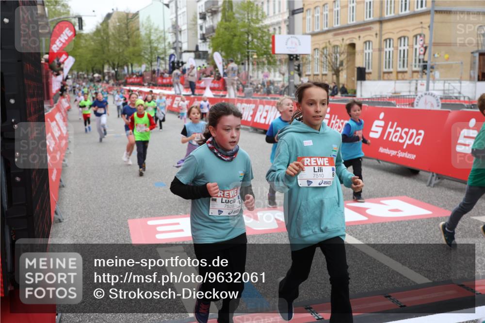 25.04.2026 - Das Zehntel Strokosch-Dieckow http://msf.ph/oto/9632061 25.04.2026 11:01:58 Ziel 5211, 5596, 5597, 5672, 5714, 6238, 6240, 6243, 6251, 6529, 6537, 6571, 6680, 6698, 6881, 7009, 7071, 7323, 7495, 7510, 7528, 7676, 7686, 7804, 7845 meine-sportfotos.de