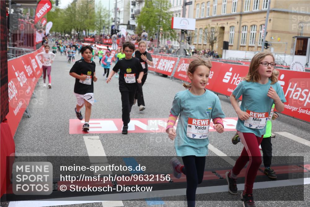 25.04.2026 - Das Zehntel Strokosch-Dieckow http://msf.ph/oto/9632156 25.04.2026 11:01:43 Ziel 5070, 5170, 5474, 5679, 5961, 5994, 6188, 6245, 6371, 6379, 6437, 6446, 6455, 6968, 6969, 6991, 7003, 7220, 7221, 7422, 7423, 7478 meine-sportfotos.de