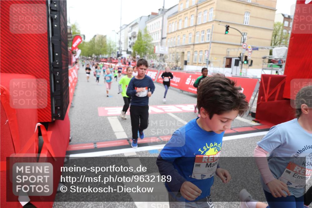 25.04.2026 - Das Zehntel Strokosch-Dieckow http://msf.ph/oto/9632189 25.04.2026 11:01:39 Ziel 3970, 5070, 5170, 5196, 5203, 5265, 5285, 5474, 5679, 5961, 6188, 6283, 6371, 6379, 6437, 6446, 6455, 6456, 7046, 7056, 7118, 7220, 7423, 7439, 8072 meine-sportfotos.de