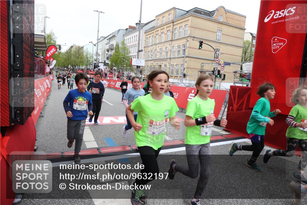 25.04.2026 - Das Zehntel Strokosch-Dieckow http://msf.ph/oto/9632197 25.04.2026 11:01:38 Ziel 3970, 5070, 5170, 5196, 5203, 5265, 5285, 5474, 5679, 5961, 6188, 6283, 6371, 6379, 6446, 6455, 6456, 6470, 6854, 6855, 7046, 7056, 7118, 7220, 7423, 7439, 8072 meine-sportfotos.de
