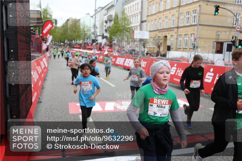 25.04.2026 - Das Zehntel Strokosch-Dieckow http://msf.ph/oto/9632296 25.04.2026 11:01:23 Ziel 5007, 5150, 5222, 5247, 5256, 5516, 5720, 5840, 5848, 5889, 5984, 6016, 6375, 6376, 6419, 6660, 6695, 6700, 6814, 6815, 6838, 7195, 7579, 7797, 8031 meine-sportfotos.de
