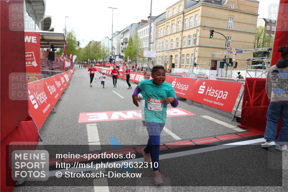 25.04.2026 - Das Zehntel Strokosch-Dieckow http://msf.ph/oto/9632310 25.04.2026 11:13:17 Ziel 5876, 5883 meine-sportfotos.de