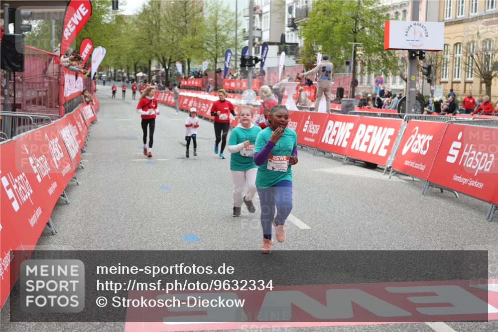 25.04.2026 - Das Zehntel Strokosch-Dieckow http://msf.ph/oto/9632334 25.04.2026 11:13:15 Ziel 5876, 5883 meine-sportfotos.de