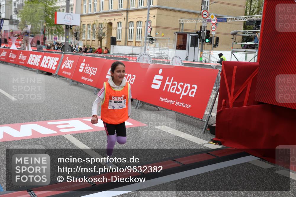 25.04.2026 - Das Zehntel Strokosch-Dieckow http://msf.ph/oto/9632382 25.04.2026 11:13:06 Ziel 5079, 5122, 7350 meine-sportfotos.de