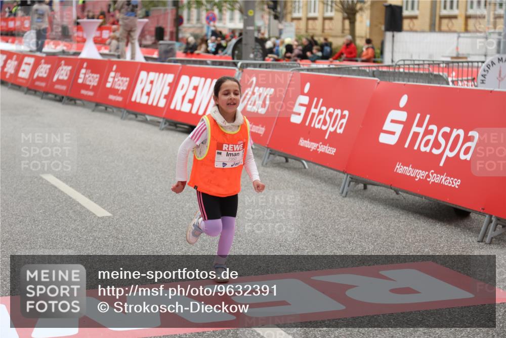 25.04.2026 - Das Zehntel Strokosch-Dieckow http://msf.ph/oto/9632391 25.04.2026 11:13:05 Ziel 5122, 7350 meine-sportfotos.de